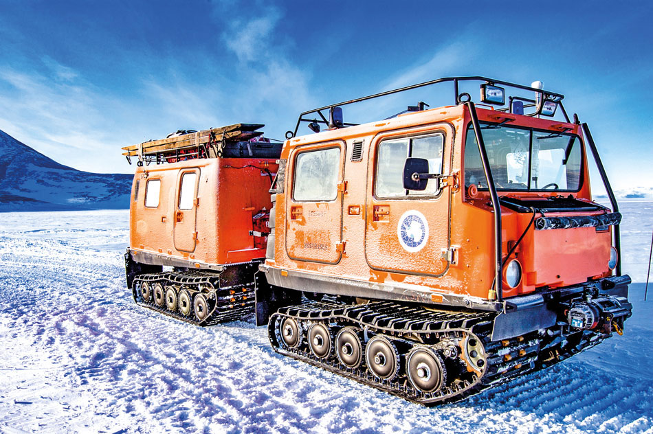 Hagglunds Tracked Carrier in Northern Canada